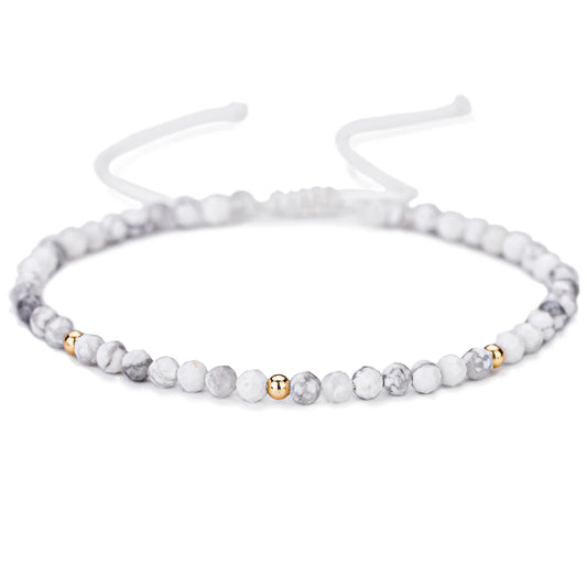 Bracelet tressé en petites pierres naturelles : Howlite